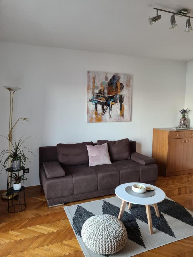 Dolores Apartment